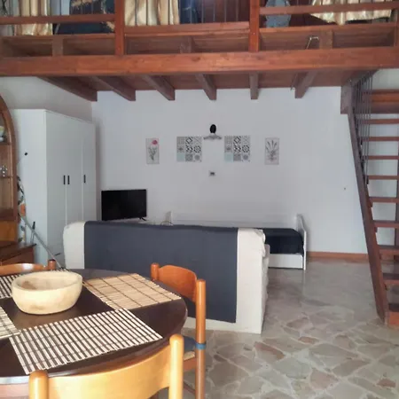 Casa Via Roma 公寓 *